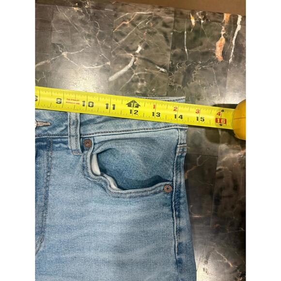 American Eagle Women's Mom Jeans Cotton Blend Blue Size 6 Regular Denim - Picture 7 of 9